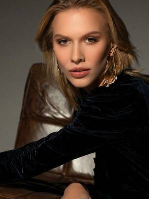 Fotomodell Anastasiya aus Stuttgart