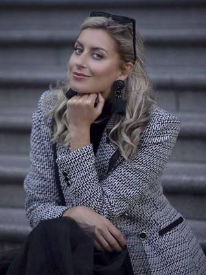 Fotomodell Valérie aus Mailand