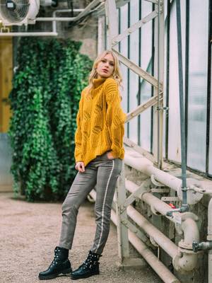 Fotomodell Nina Ö. aus Heidelberg